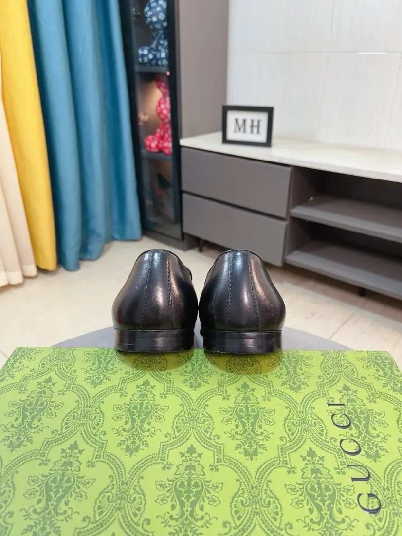Men's shoes 💰500🌹🌹【GUCCI】The most popular classic Gucci leather shoes. Synchronized with the official website, the upper is made of Italian first-layer cowhide ➕cowhide lining, with unique brand and unique craftsmanship. Highlighting the hot style of the new year. Stop hesitating, stop wandering, get it now. Number: 38--44